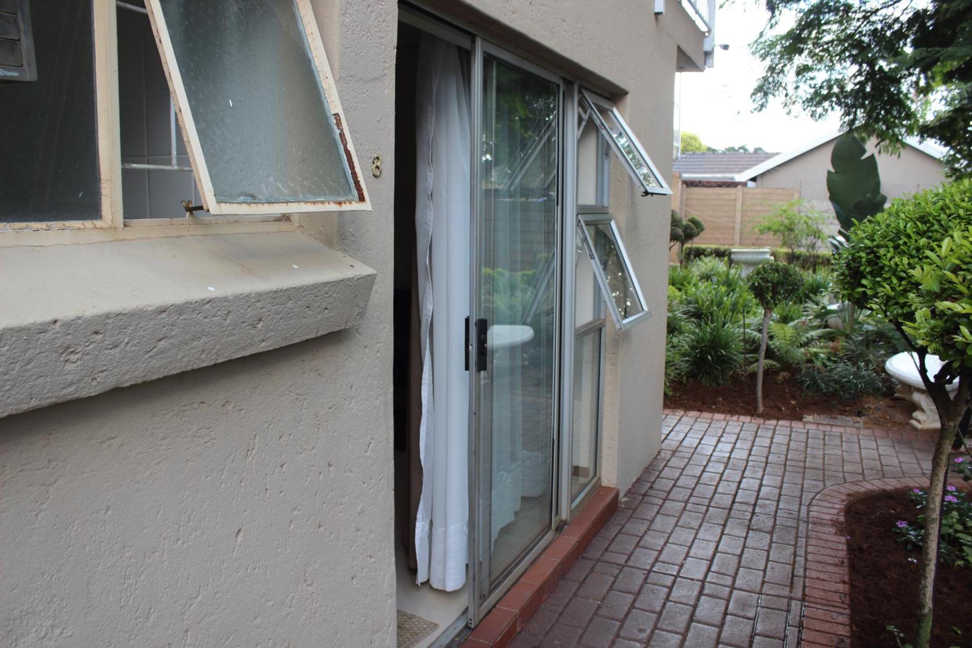 Purple Olive Guest House Pretoria-Noord Exterior foto