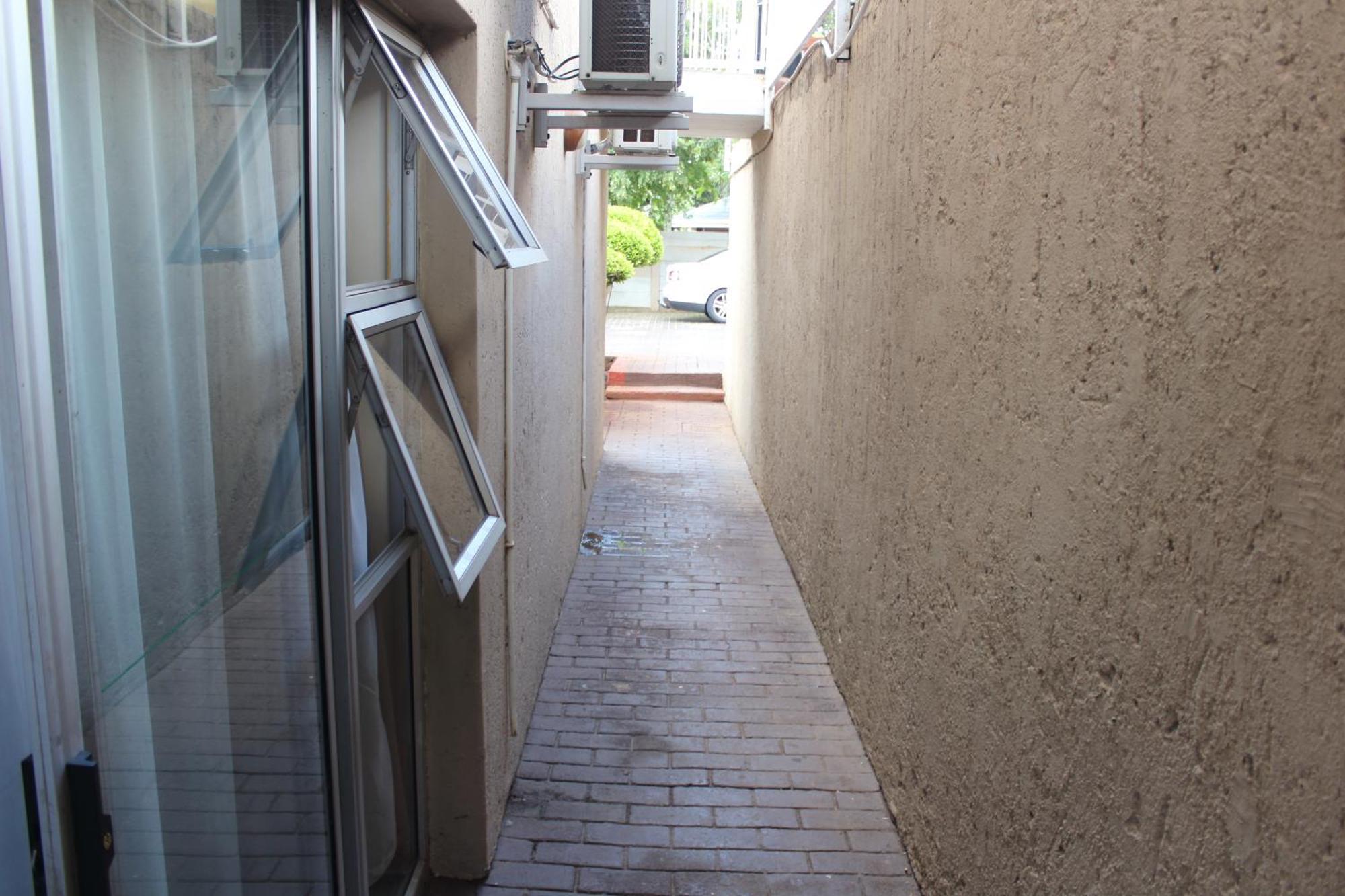 Purple Olive Guest House Pretoria-Noord Exterior foto