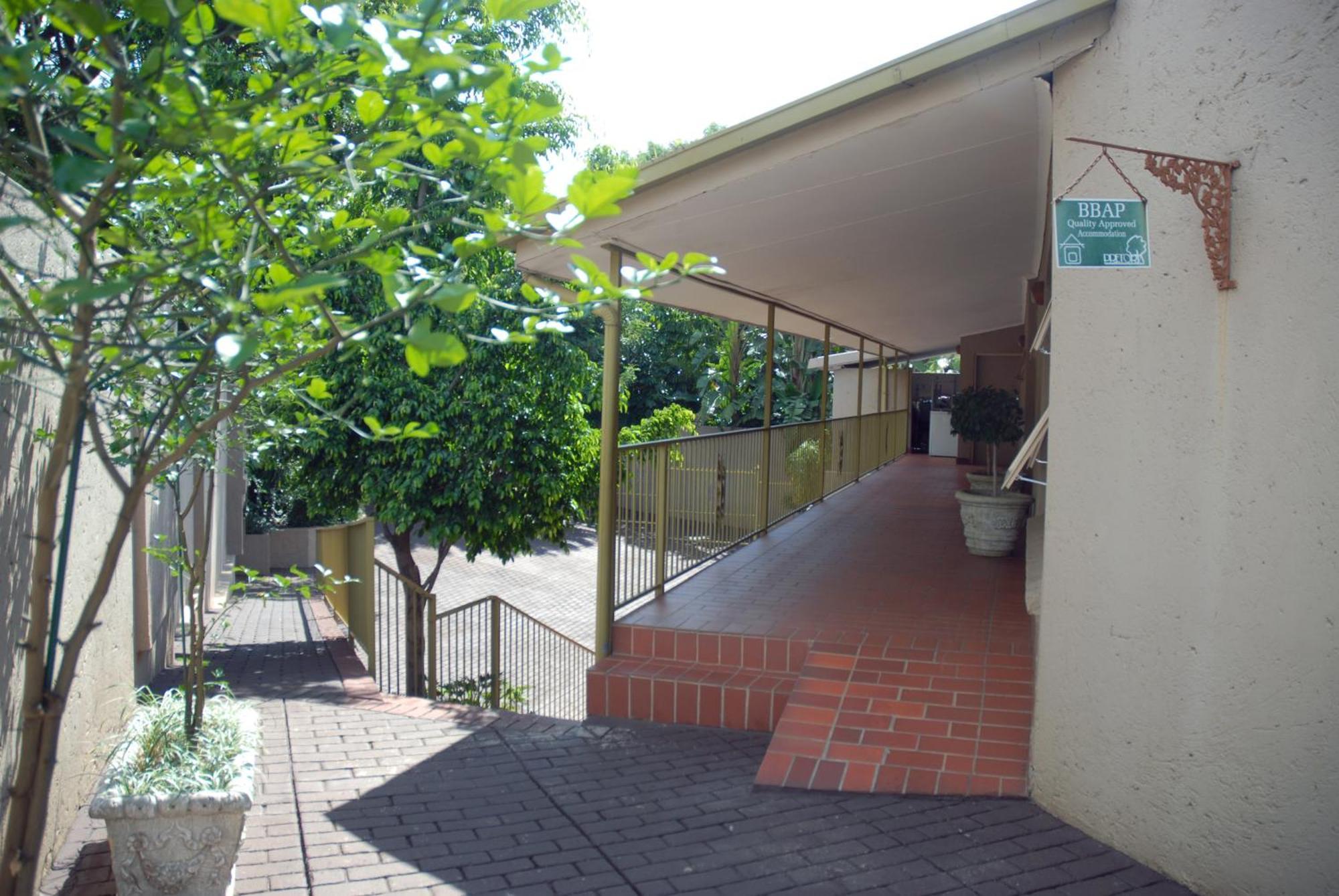 Purple Olive Guest House Pretoria-Noord Exterior foto